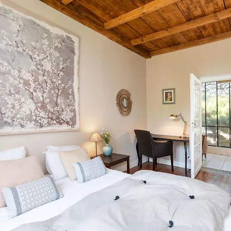 빌라 La Belle Vie Charming House With Pool